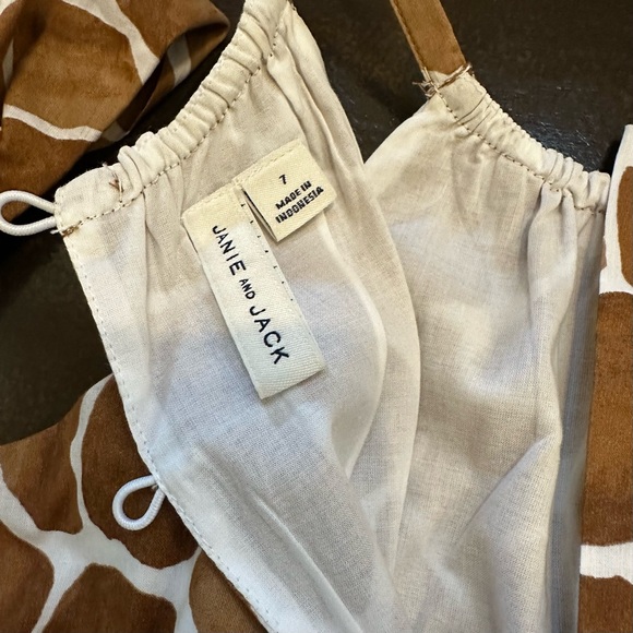 Janie and Jack Brown and White Giraffe Print Dress with Hat - Picture 3 of 6